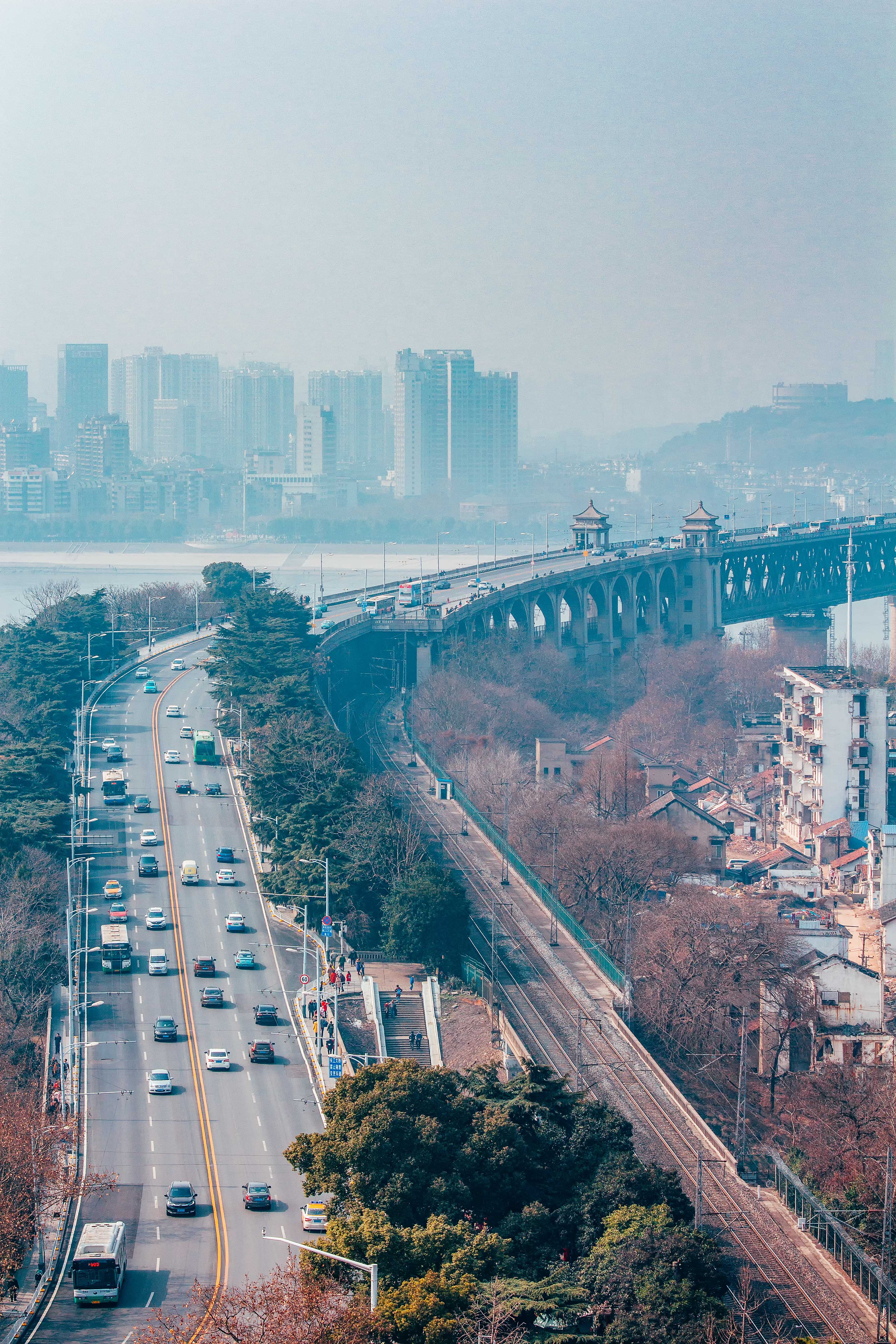 黃鶴樓+戶部巷+長(zhǎng)江大橋+武漢街景【62P】