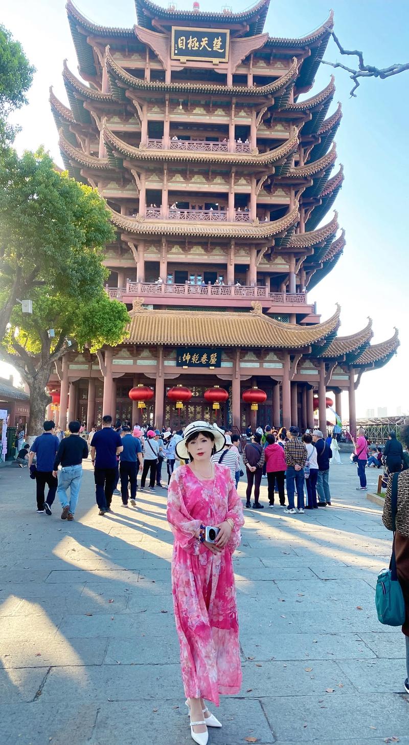 武漢黃鶴樓煙花三月下?lián)P州l旅游景點(diǎn)